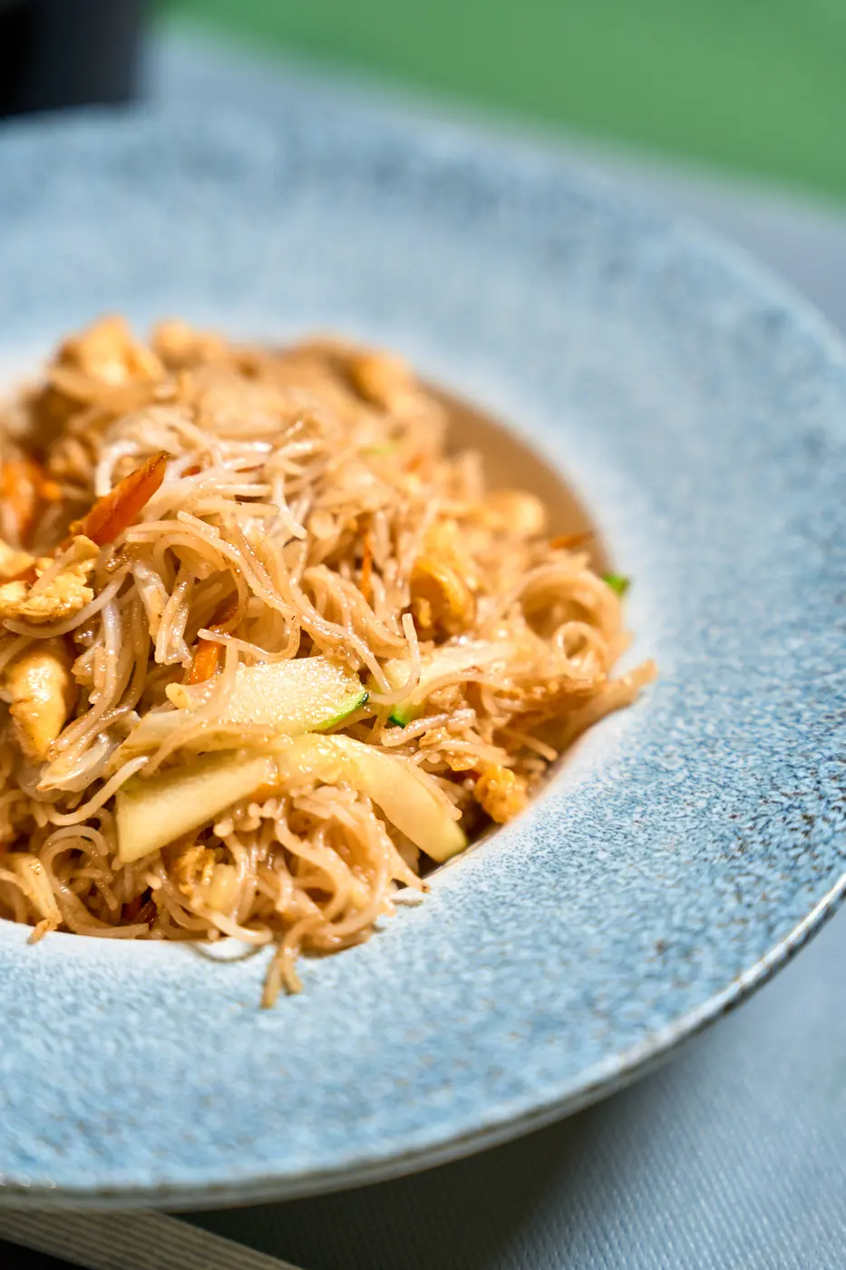Plato de fideos salteados de TOKI